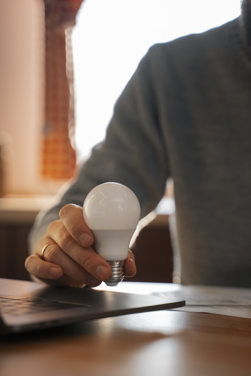 Diferença entre instalação elétrica monofásica, bifásica e trifásica: qual é ideal para sua residência?